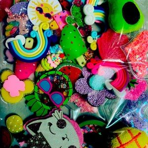 Mixed Resin, shakers, felties and more